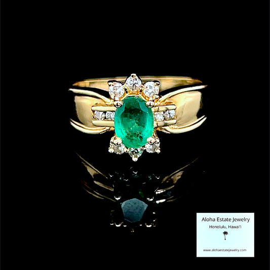 Vintage Oval Cut Columbian Emerald and Diamonds Ring