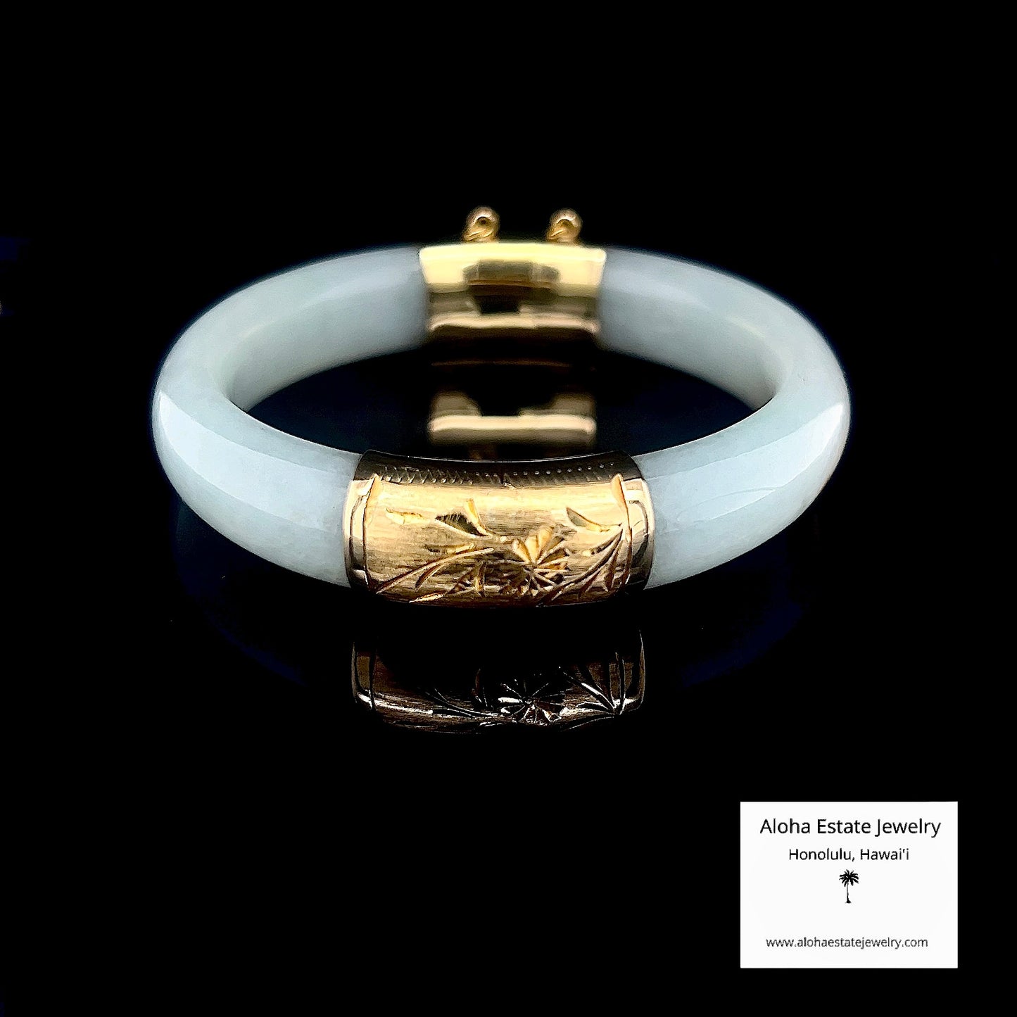 Vintage 14K Gold Hinged Celadon Green Jadeite Bangle