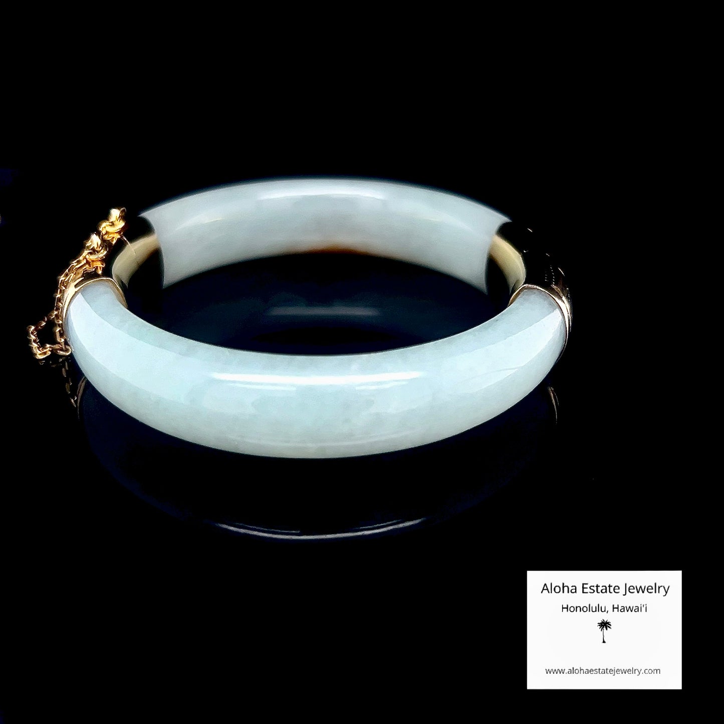 Vintage 14K Gold Hinged Celadon Green Jadeite Bangle