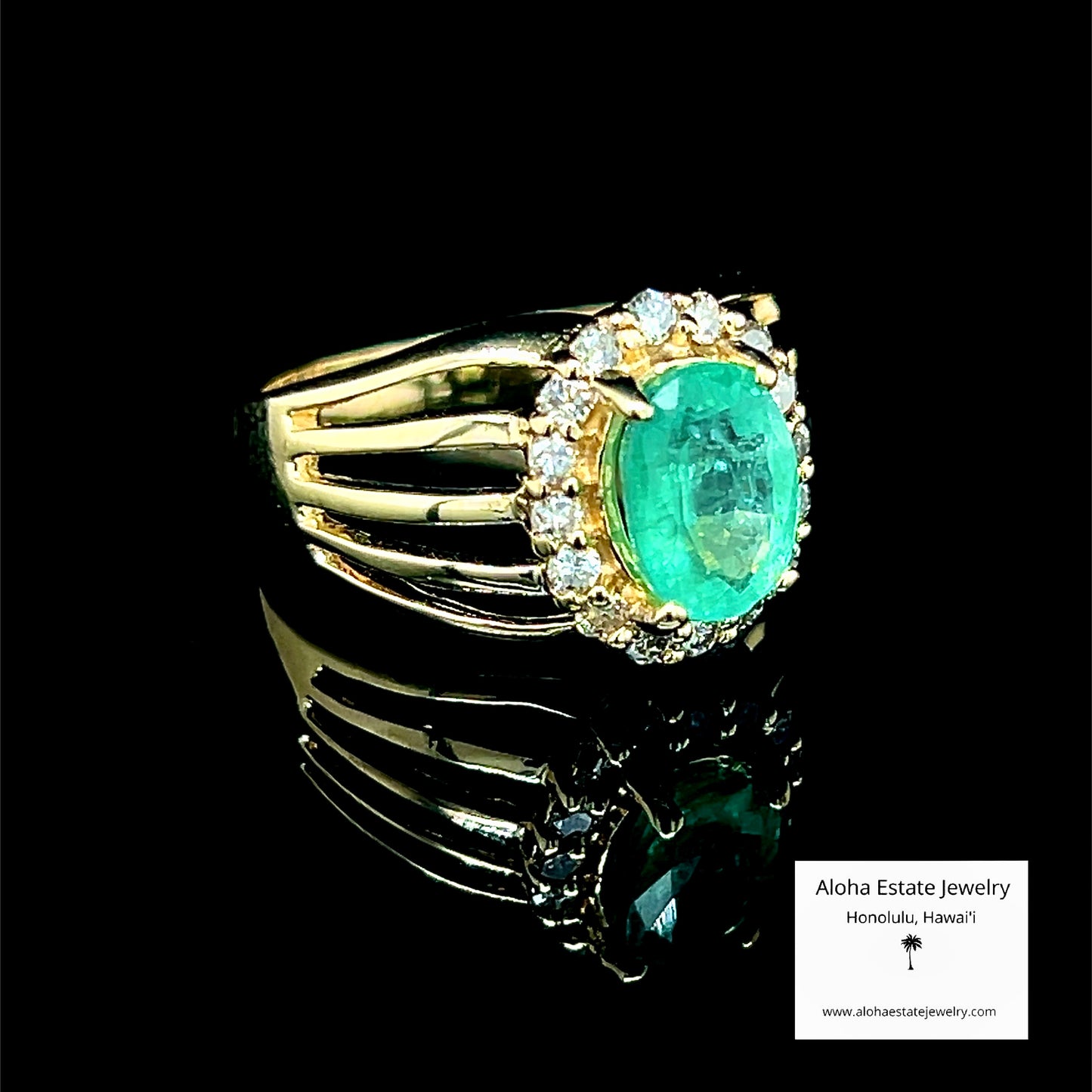 1.3-Carats Columbian Emerald & Diamonds Ring