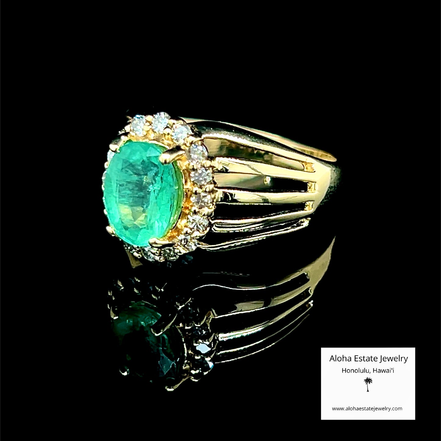 1.3-Carats Columbian Emerald & Diamonds Ring