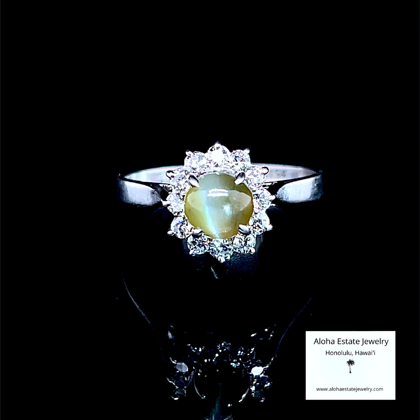 Vintage Chrysoberyl Cat's Eye and Diamonds Ring
