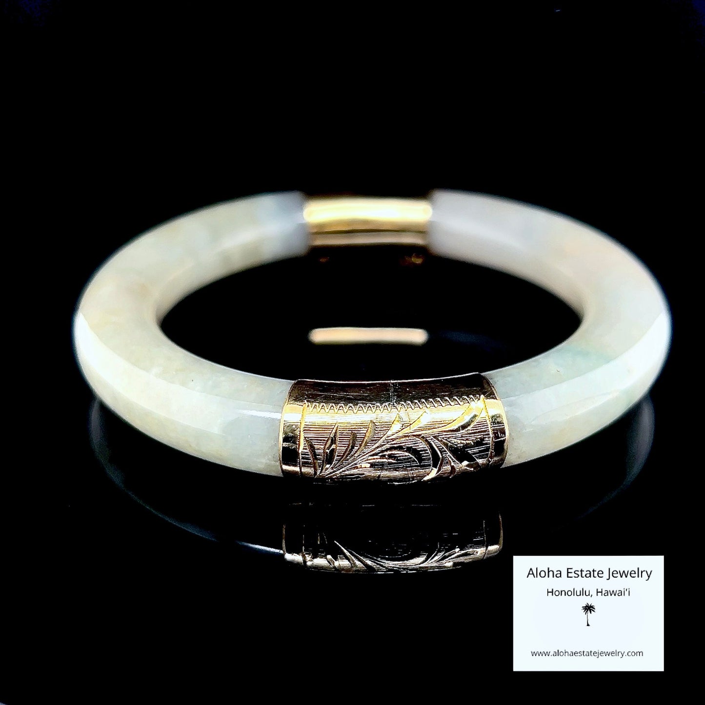 Vintage 14k Gold Hinged Jadeite Bangle