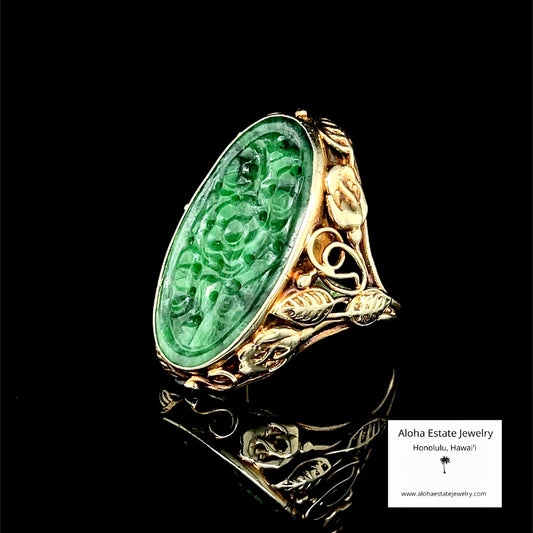 Vintage 14K Gold Floral Carved Jadeite Ring, Size 5.75