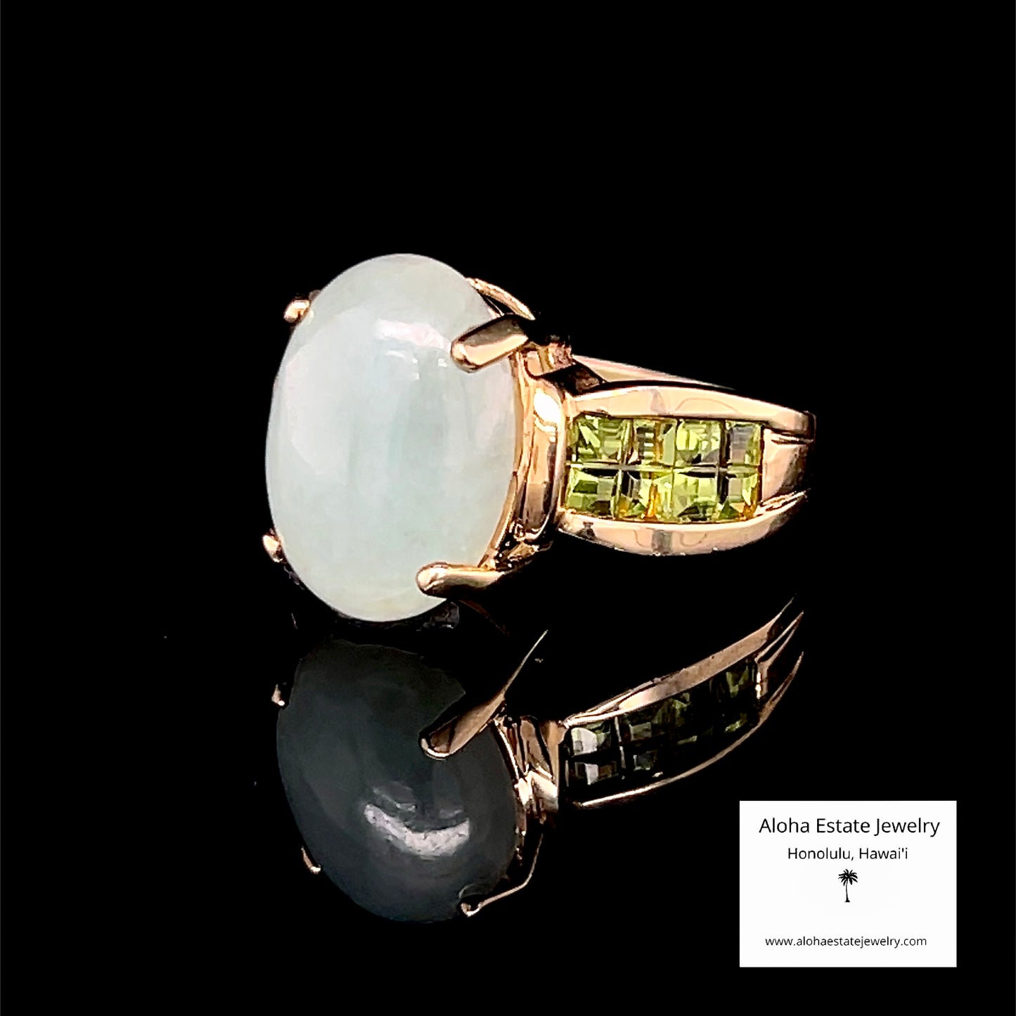 Vintage 10K Gold Jadeite Cabochon Ring with Peridot Accents, Sz 7.25