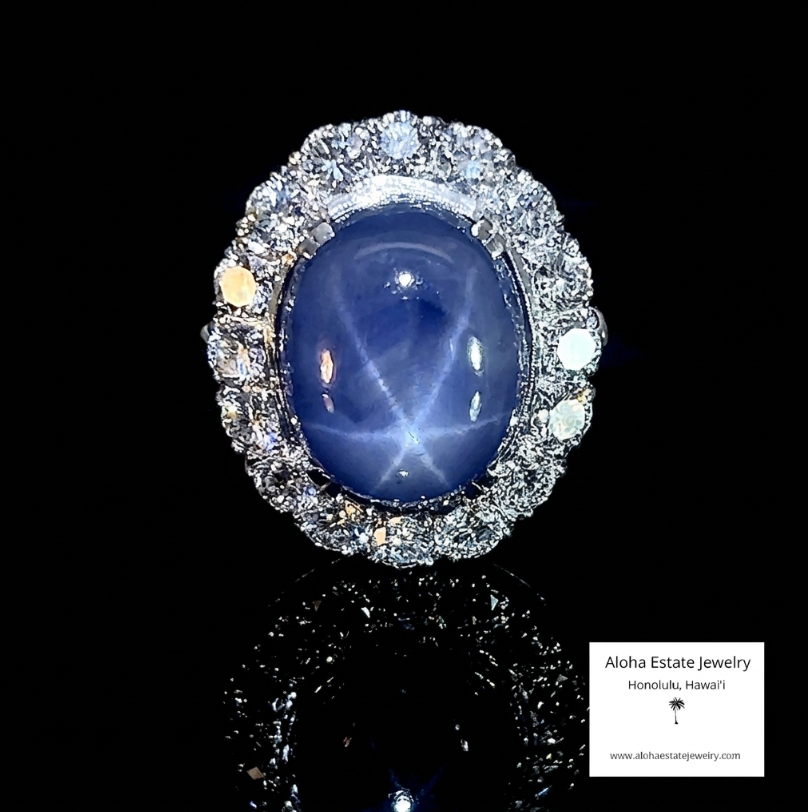 Vintage 14K White Gold 20 Carat Star Sapphire Diamond Halo Ring