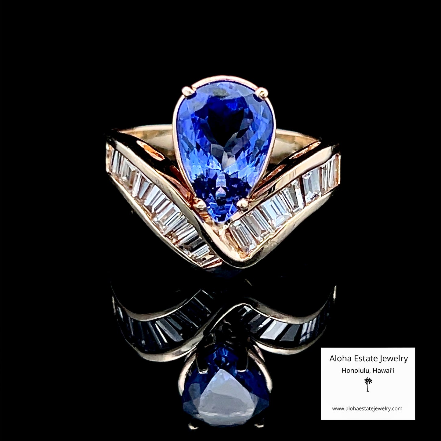 14k 2.5 Carats Teardrop Tanzanite Solitaire & Diamonds Ring