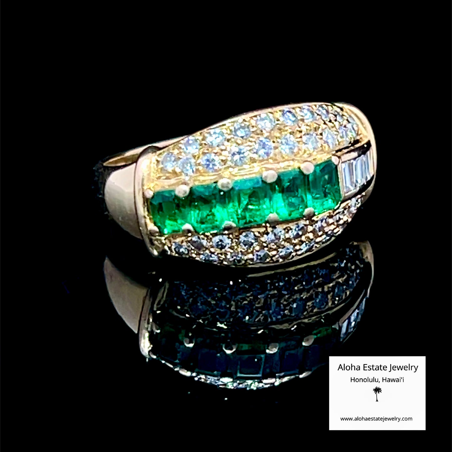 Vintage Emerald & Diamond Ring in 14K Yellow Gold