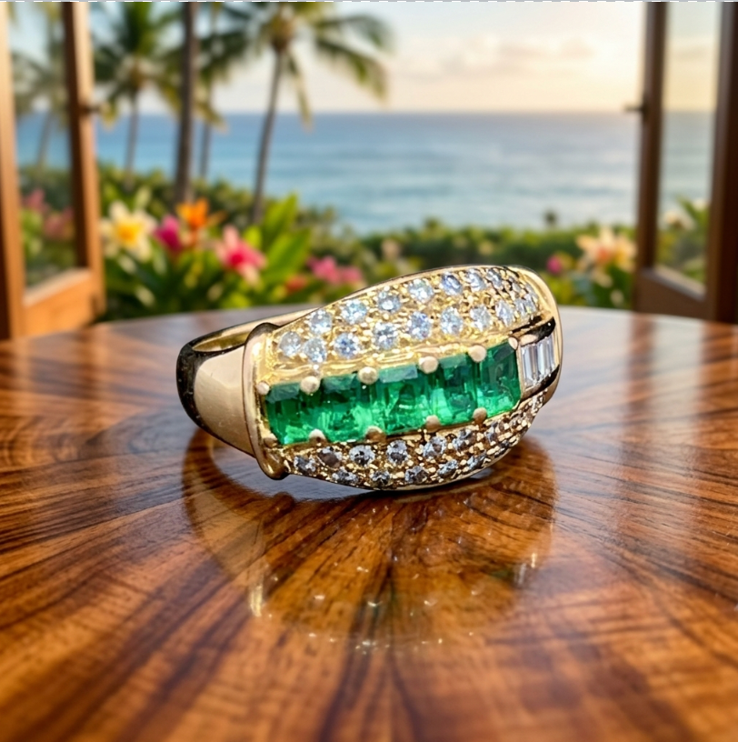 Vintage Emerald & Diamond Ring in 14K Yellow Gold