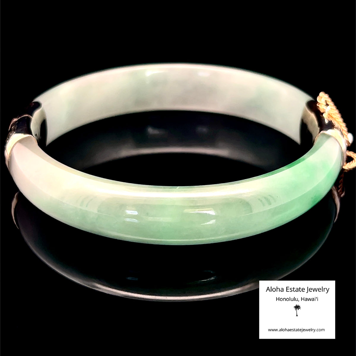 Vintage 14K Gold Hinged Jadeite Bangle Bracelet | Moss-in-Snow Jade