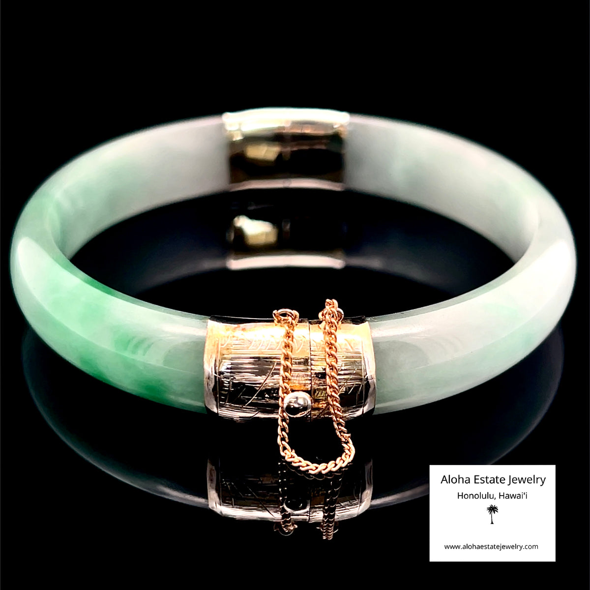 Vintage 14K Gold Hinged Jadeite Bangle Bracelet | Moss-in-Snow Jade