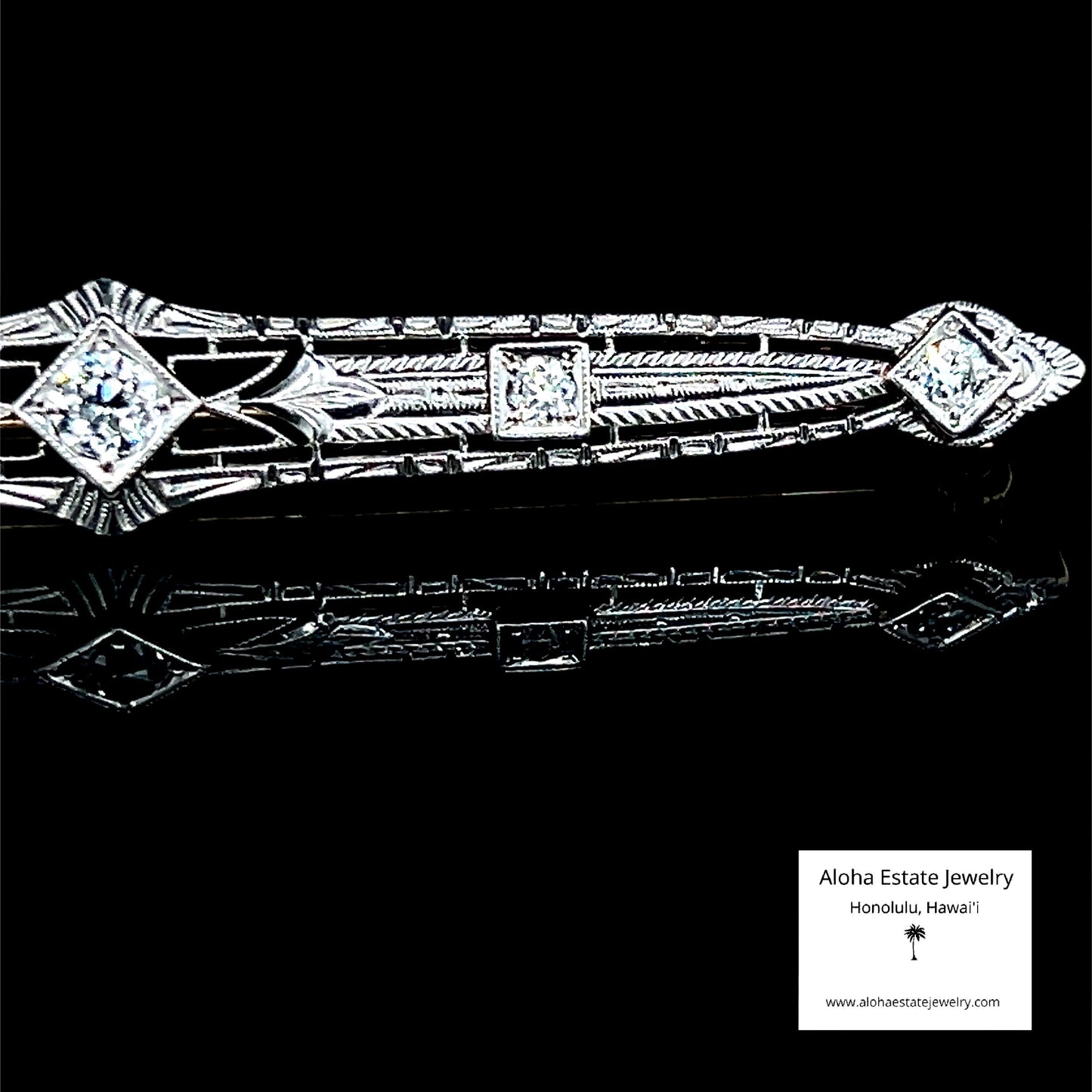 Late Art Deco Period 0.25-Carat Diamond Bar Pin