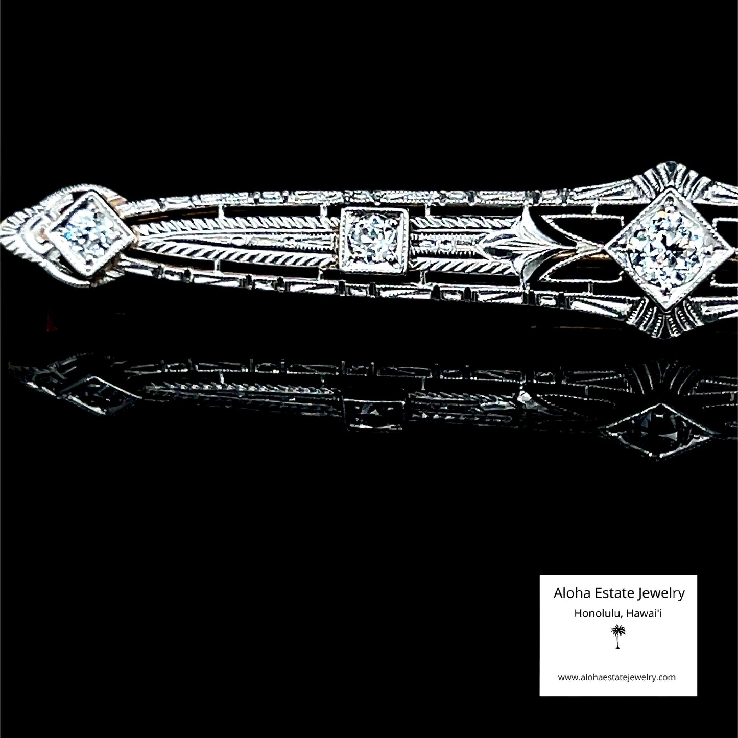 Late Art Deco Period 0.25-Carat Diamond Bar Pin