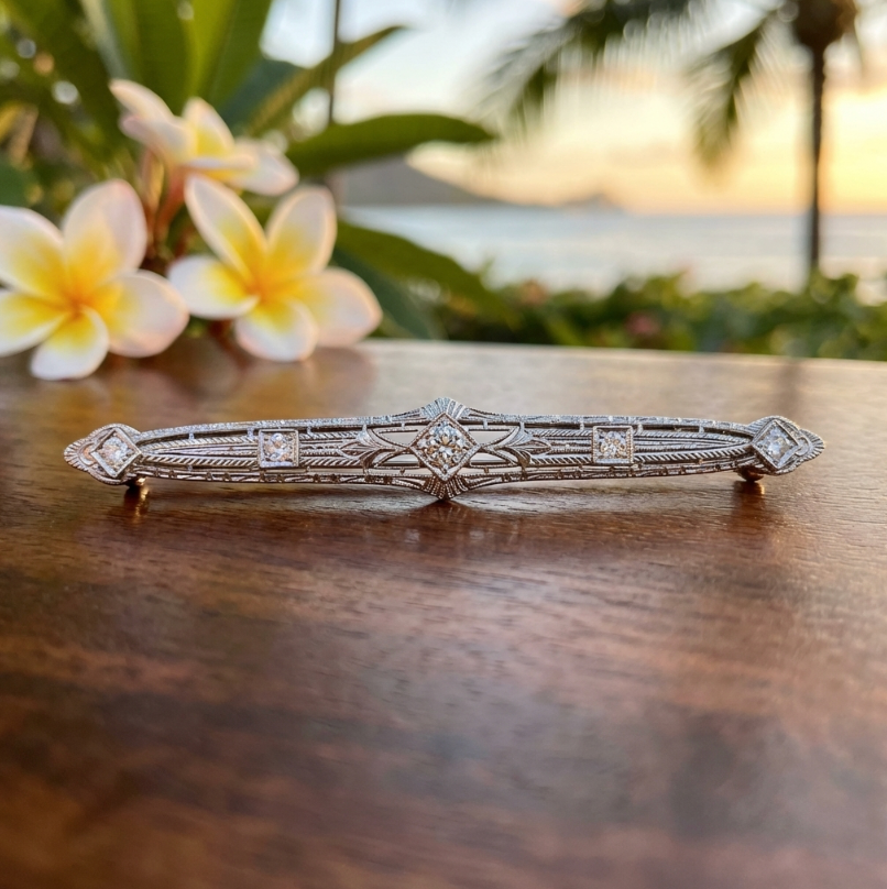 Late Art Deco Period 0.25-Carat Diamond Bar Pin
