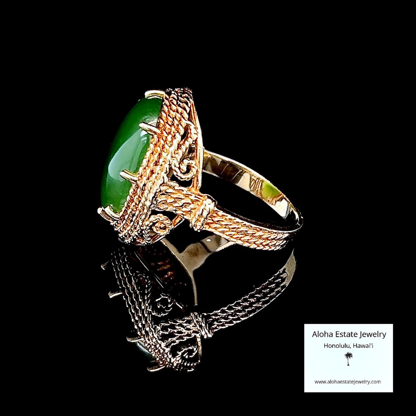 Vintage 8-Carat Olive Green Jade Ring With 10K Rope Filagree