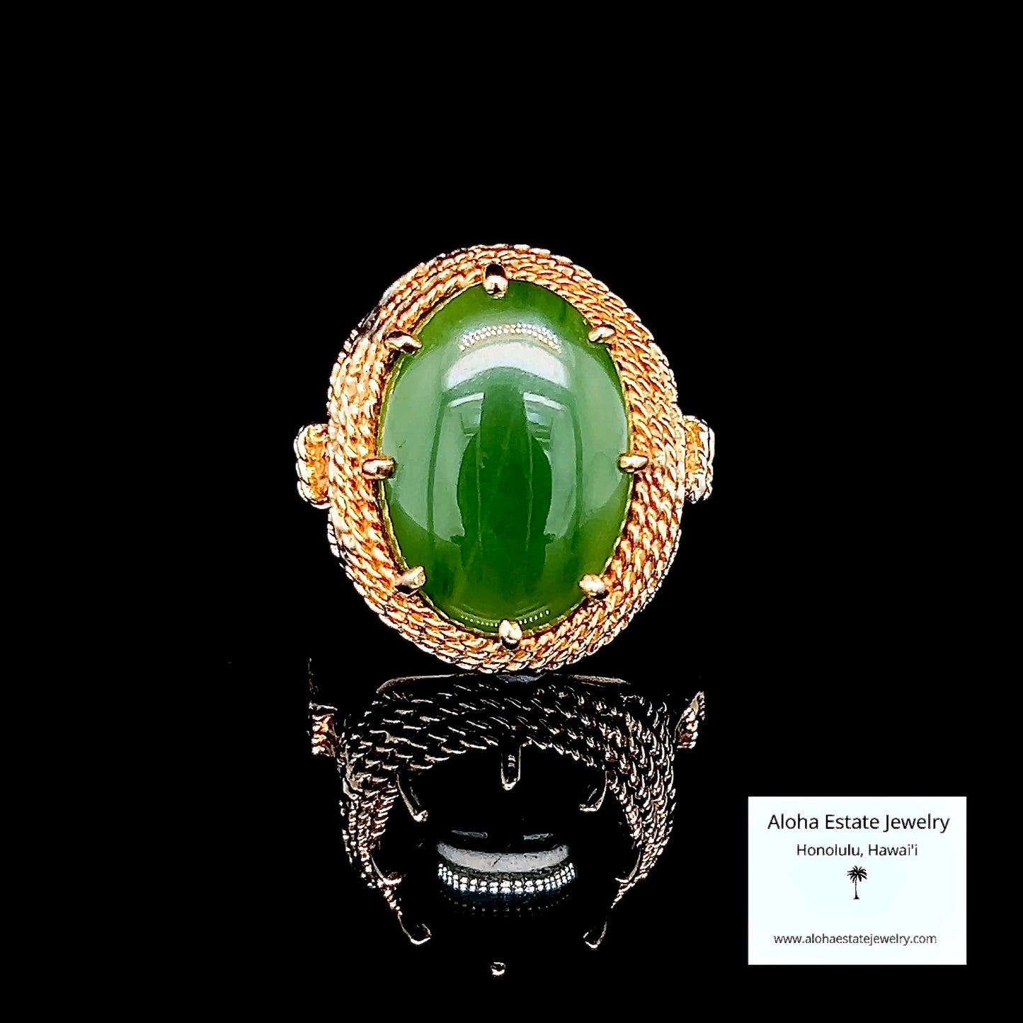 Vintage 8-Carat Olive Green Jade Ring With 10K Rope Filagree