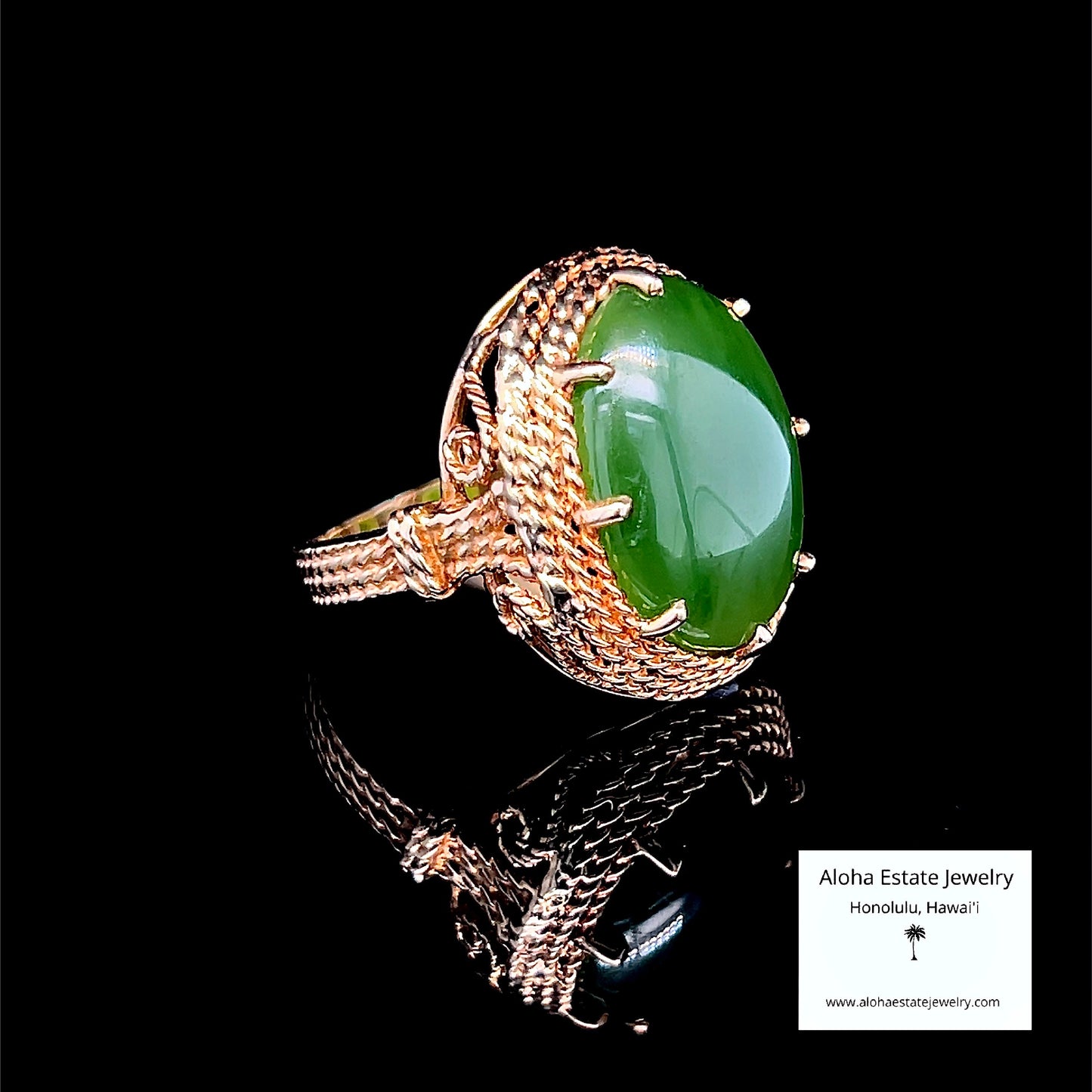 Vintage 8-Carat Olive Green Jade Ring With 10K Rope Filagree