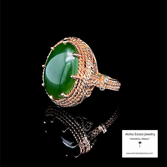 Vintage 8-Carat Olive Green Jade Ring With 10K Rope Filagree