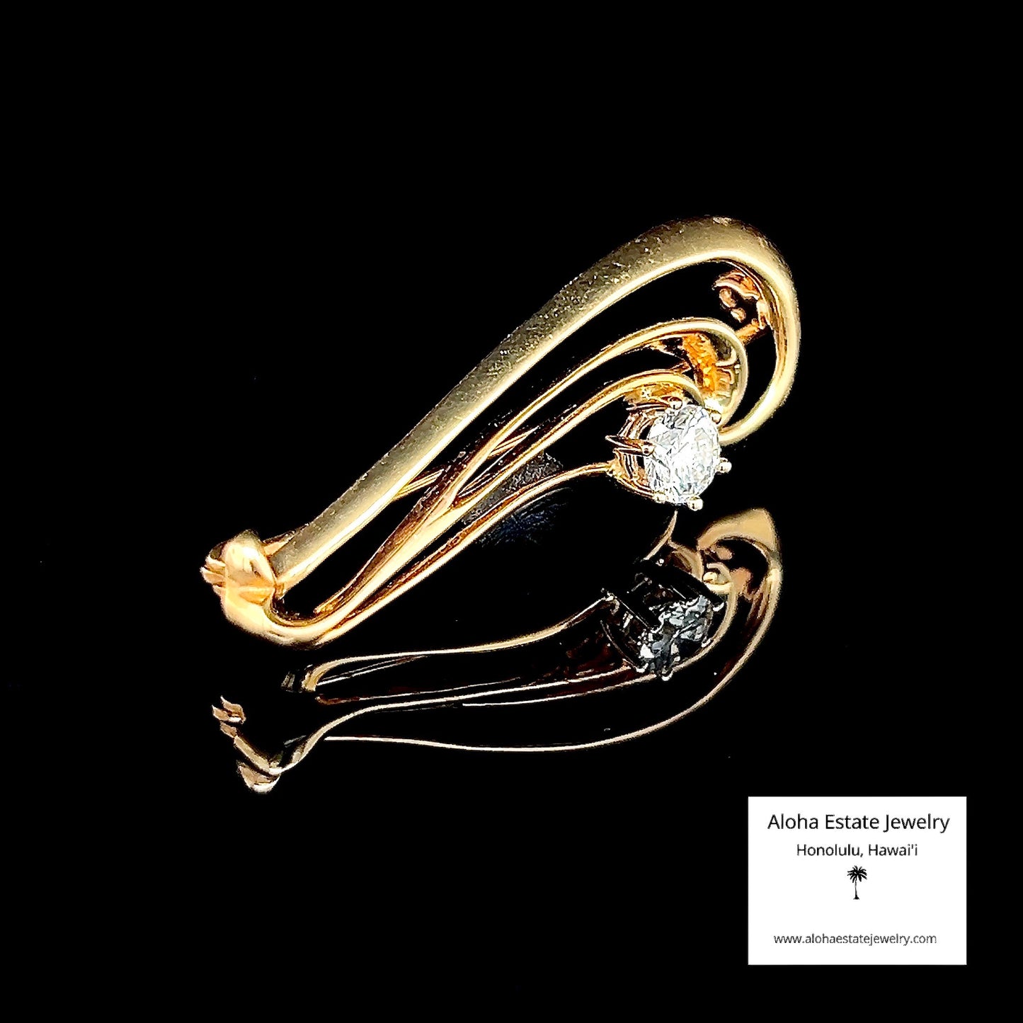 Vintage Gold Openwork Brooch in 14K Gold Setting With Half-Carat Diamond