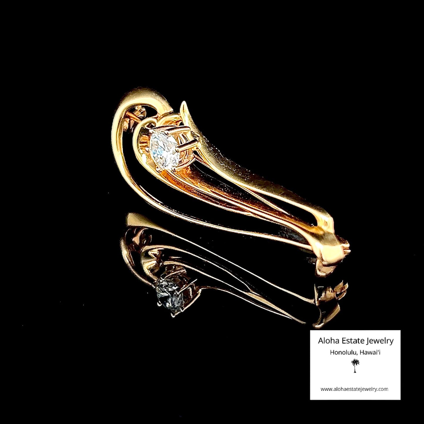 Vintage Gold Openwork Brooch in 14K Gold Setting With Half-Carat Diamond