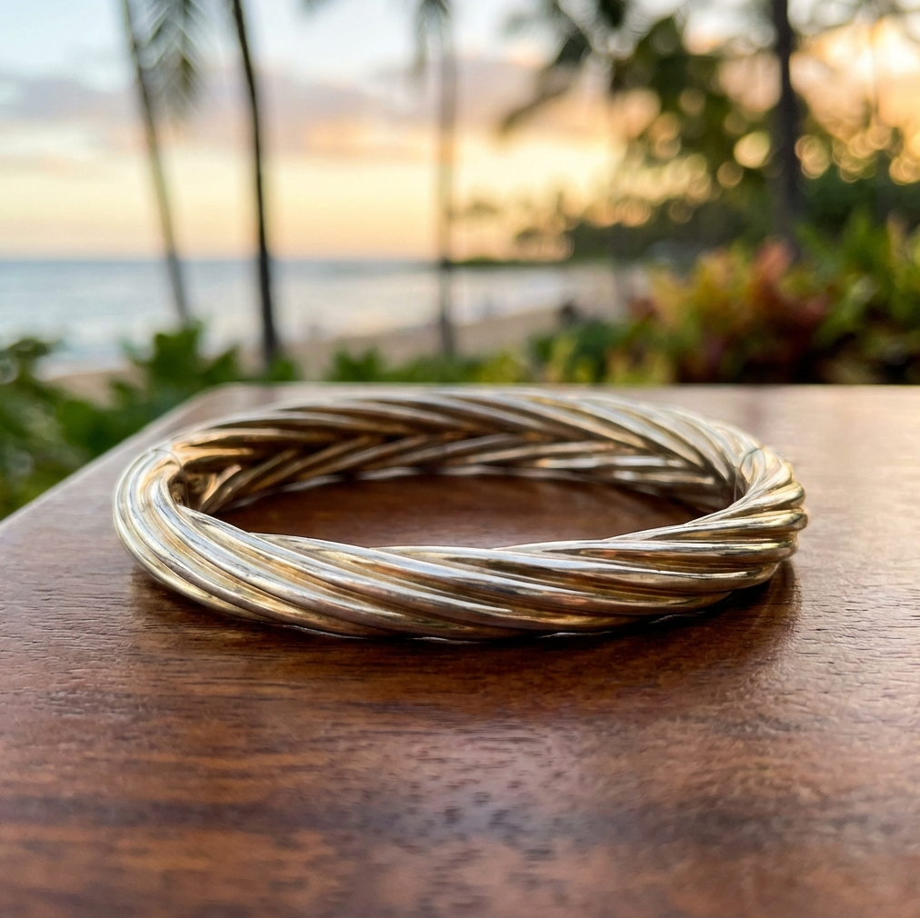 14K Hinged Spiral Bangle Bracelet - A Wardrobe Essential!