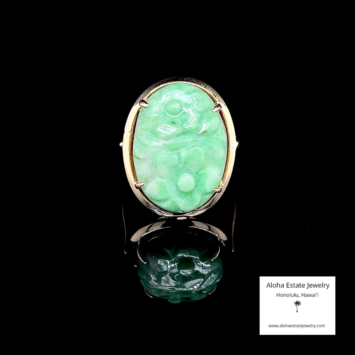 Vintage Floral Hand Carved Jadeite Ring in 14K