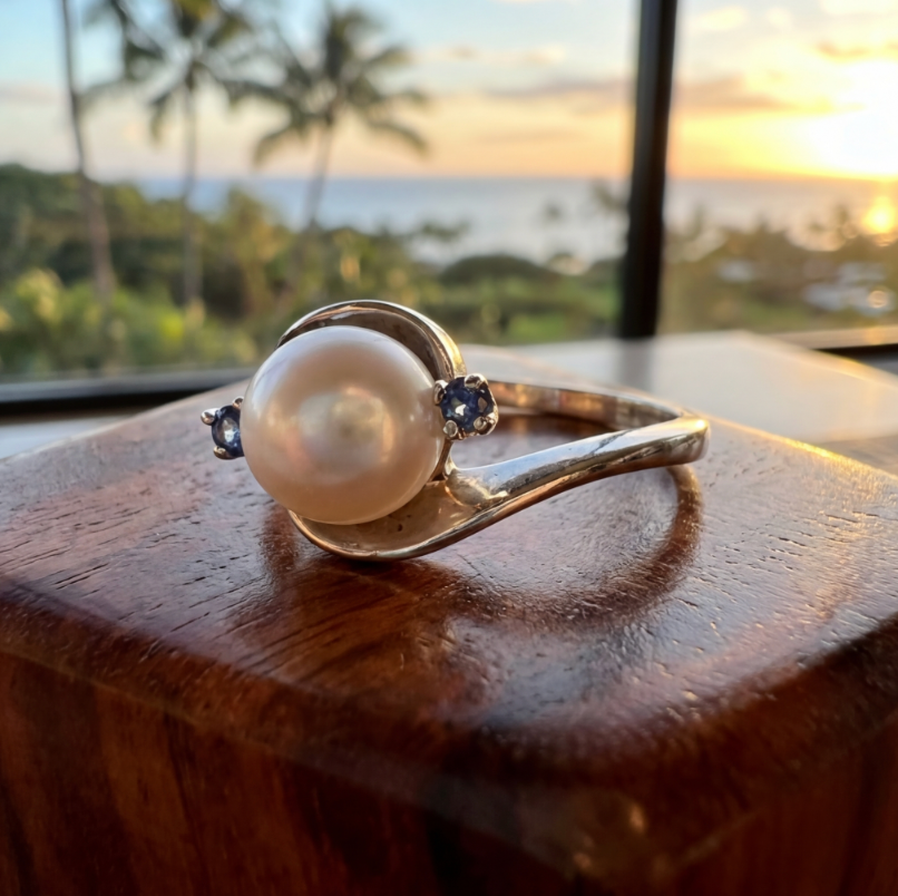 Estate 14k Akoya Pearl Ring & Spinel Accents