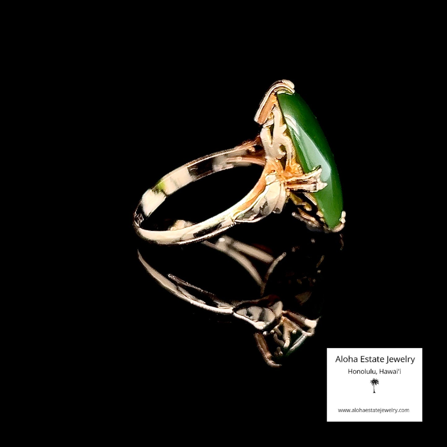 Vintage 18K Jade Cabochon Ring in Pierced & Carved Gallery