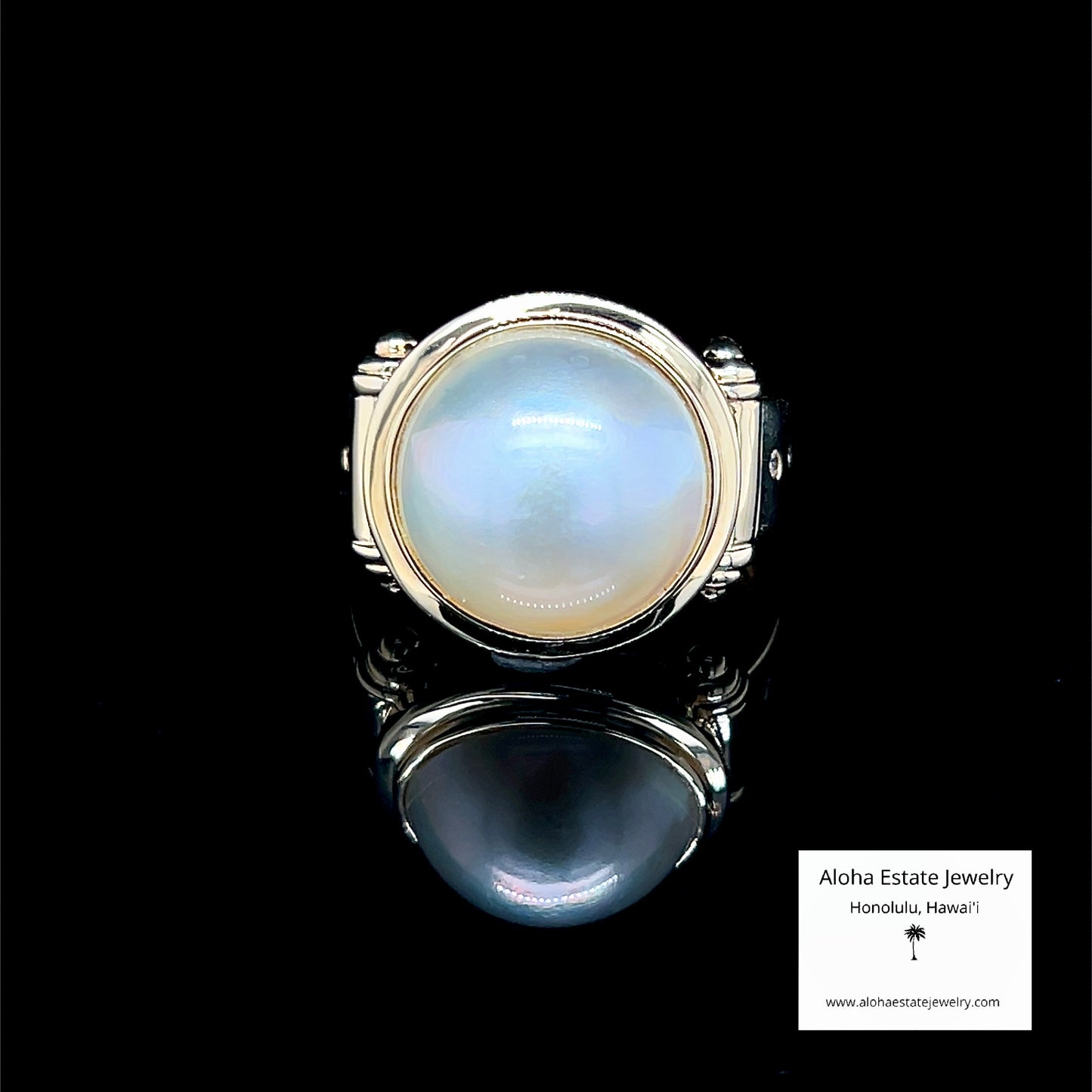Vintage 14K Diamond Accened South Seas Mabé Pearl Ring