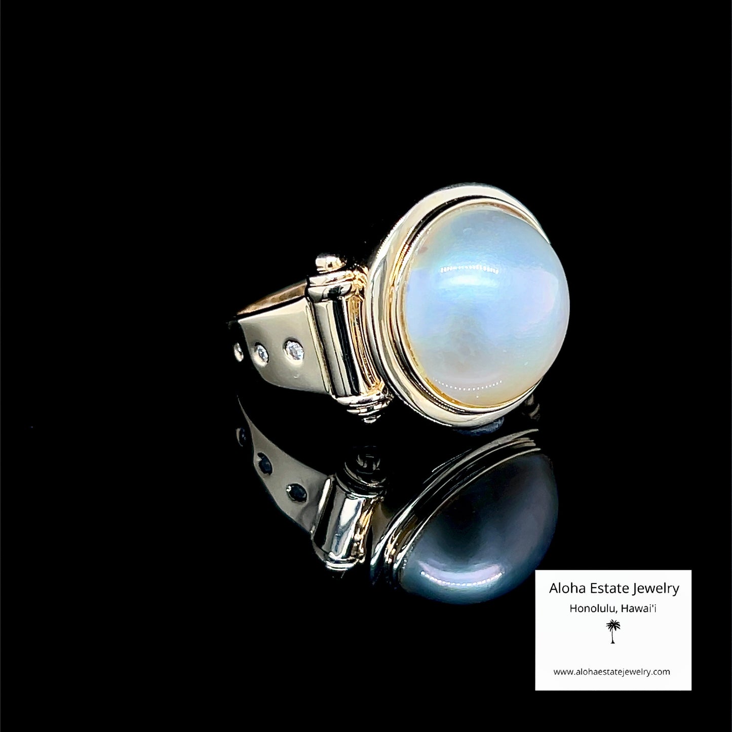 Vintage 14K Diamond Accened South Seas Mabé Pearl Ring
