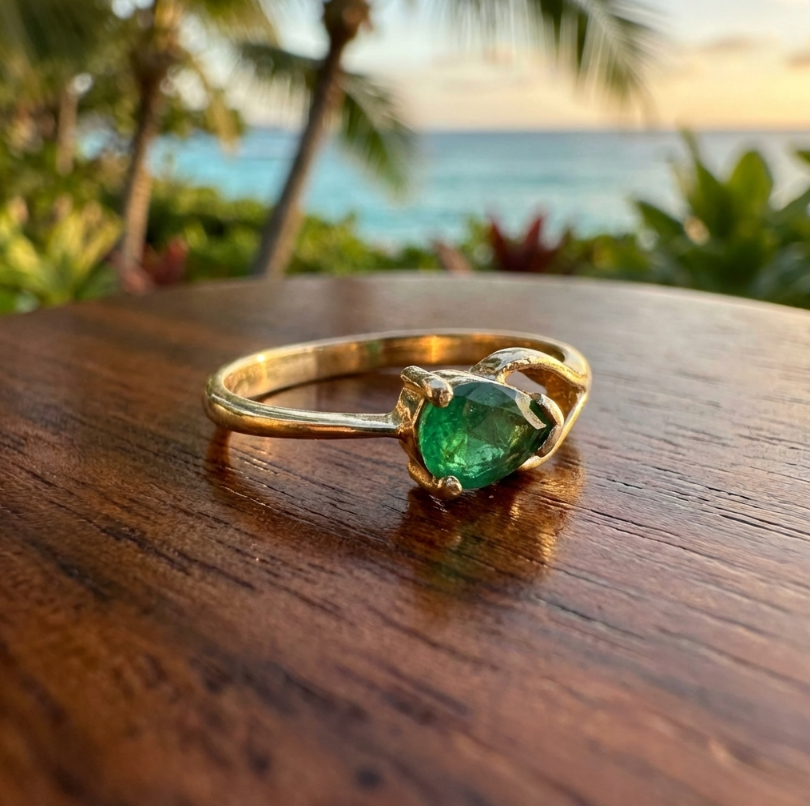 Vintage 14K Petite Emerald Solitaire Ring