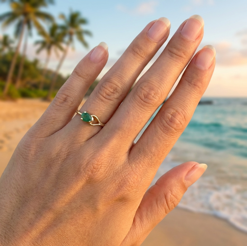 Vintage 14K Petite Emerald Solitaire Ring