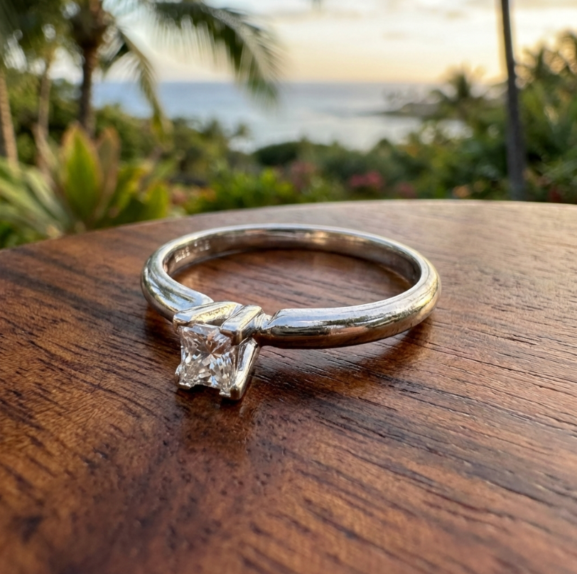 Estate 14K White Gold 1/4-Carat Princess Cut Diamond