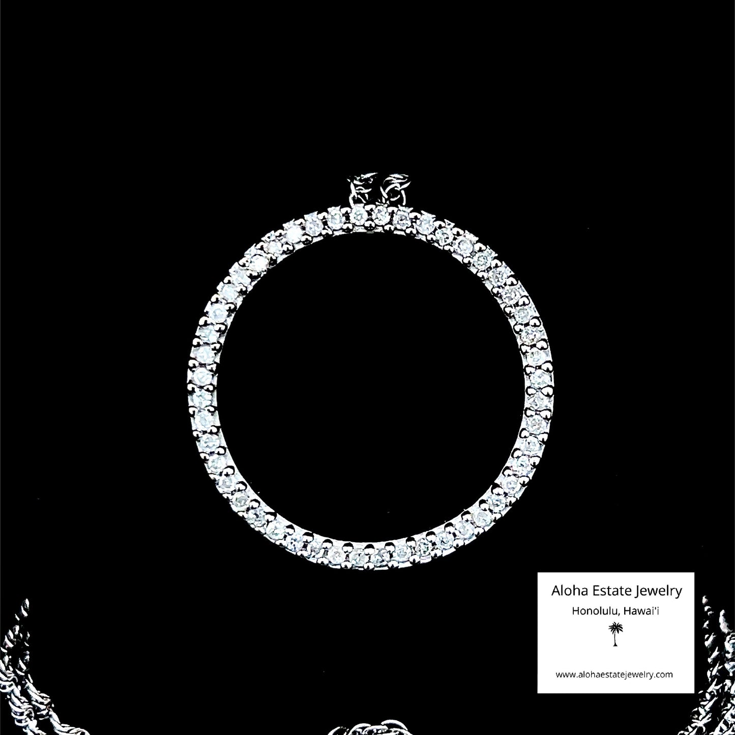 Vintage Diamond Circle Pendant in White Gold