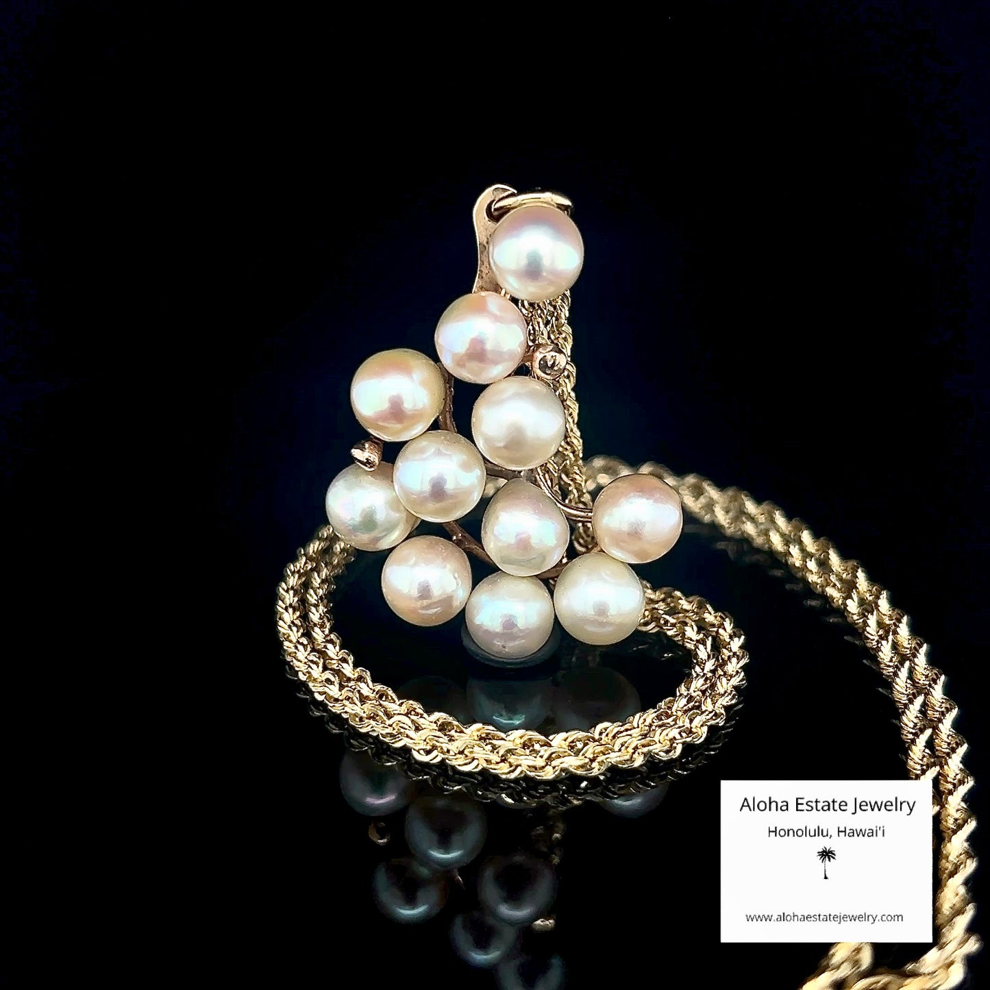 Vintage Akoya Pearls Pendant in 14K Setting