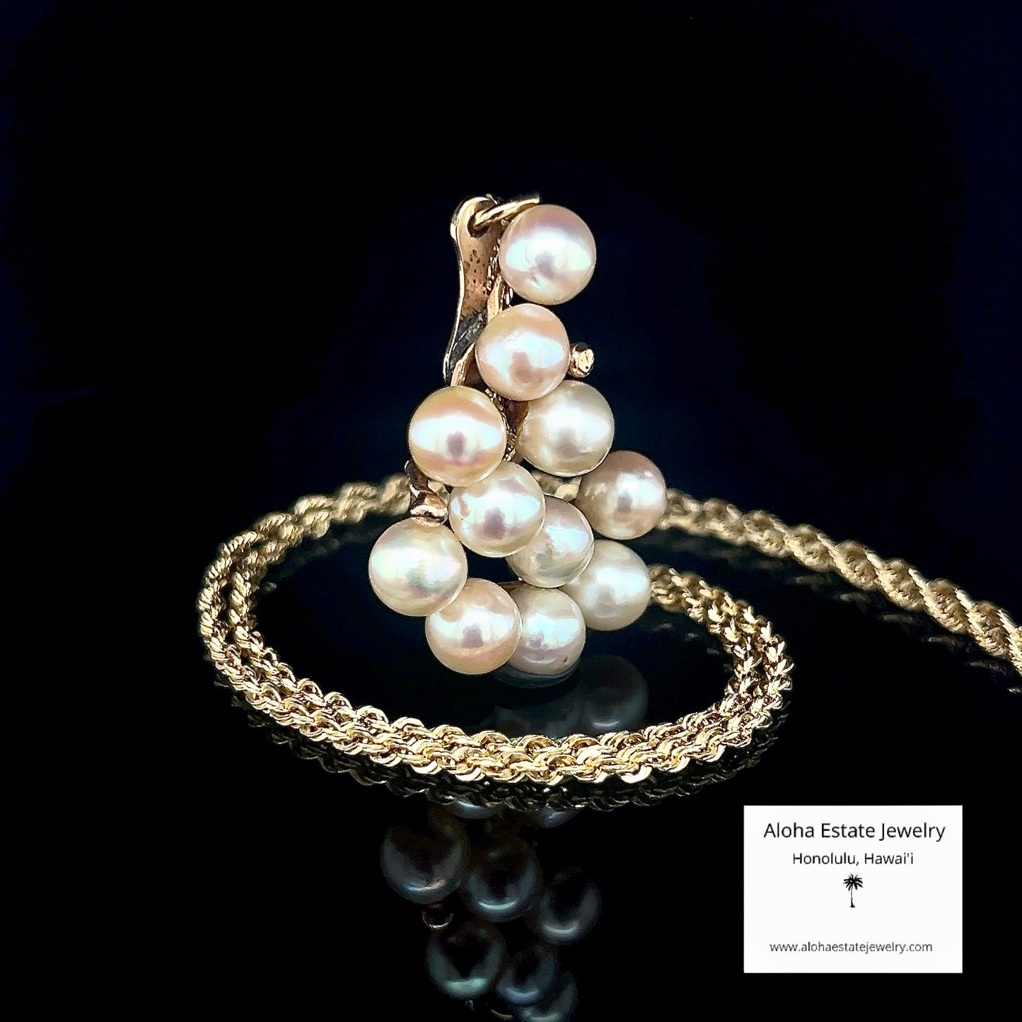 Vintage Akoya Pearls Pendant in 14K Setting