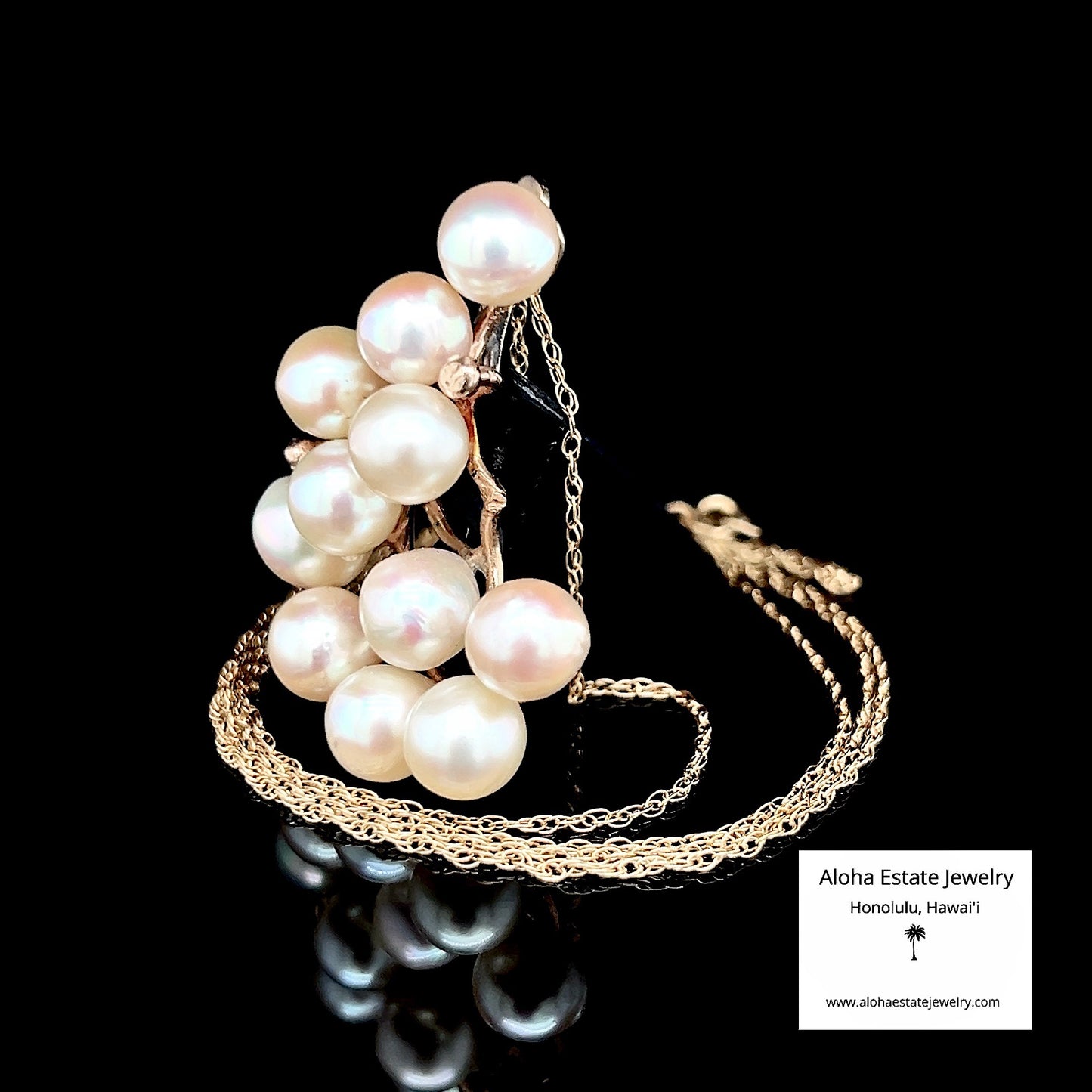 Vintage Akoya Pearls Pendant in 14K Setting