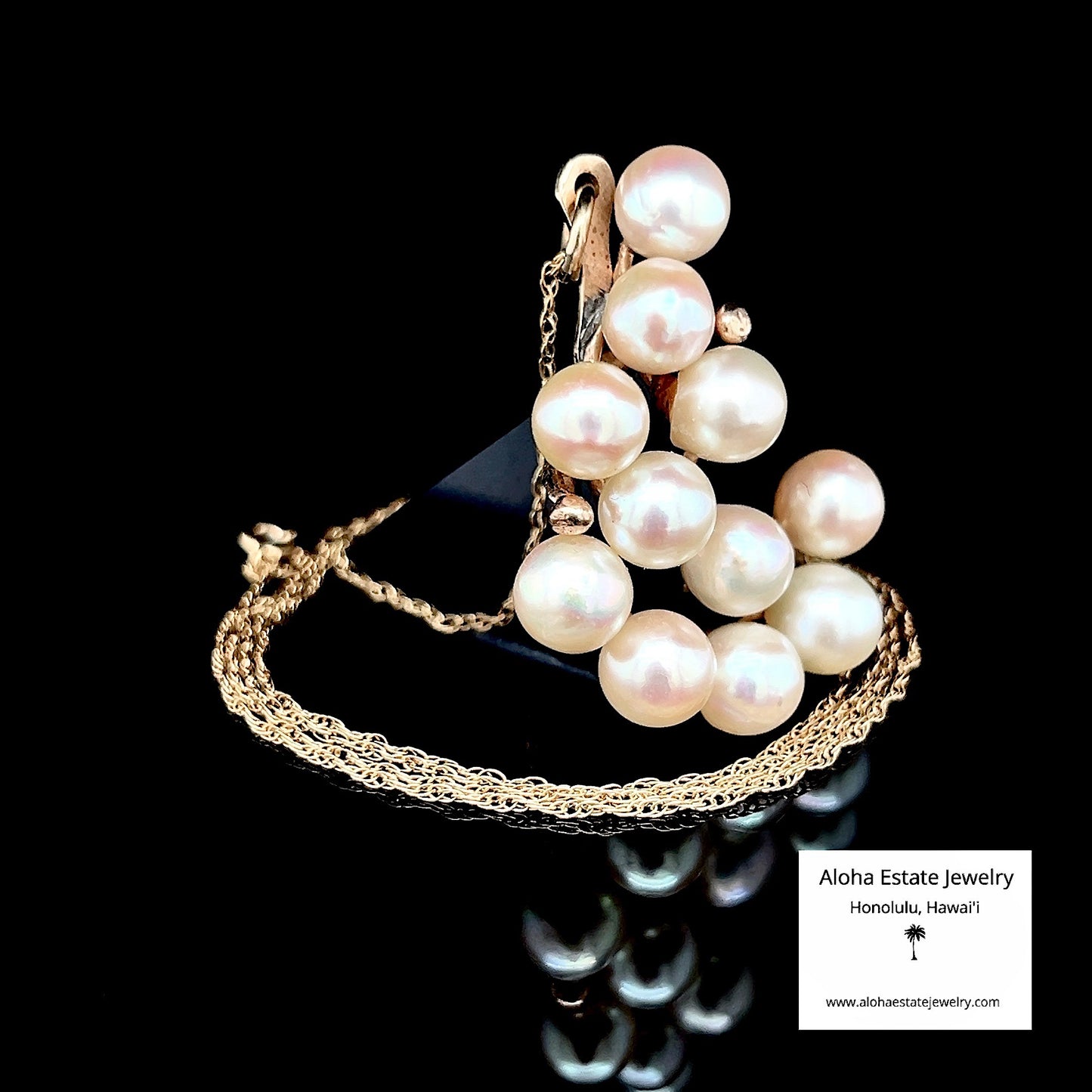 Vintage Akoya Pearls Pendant in 14K Setting