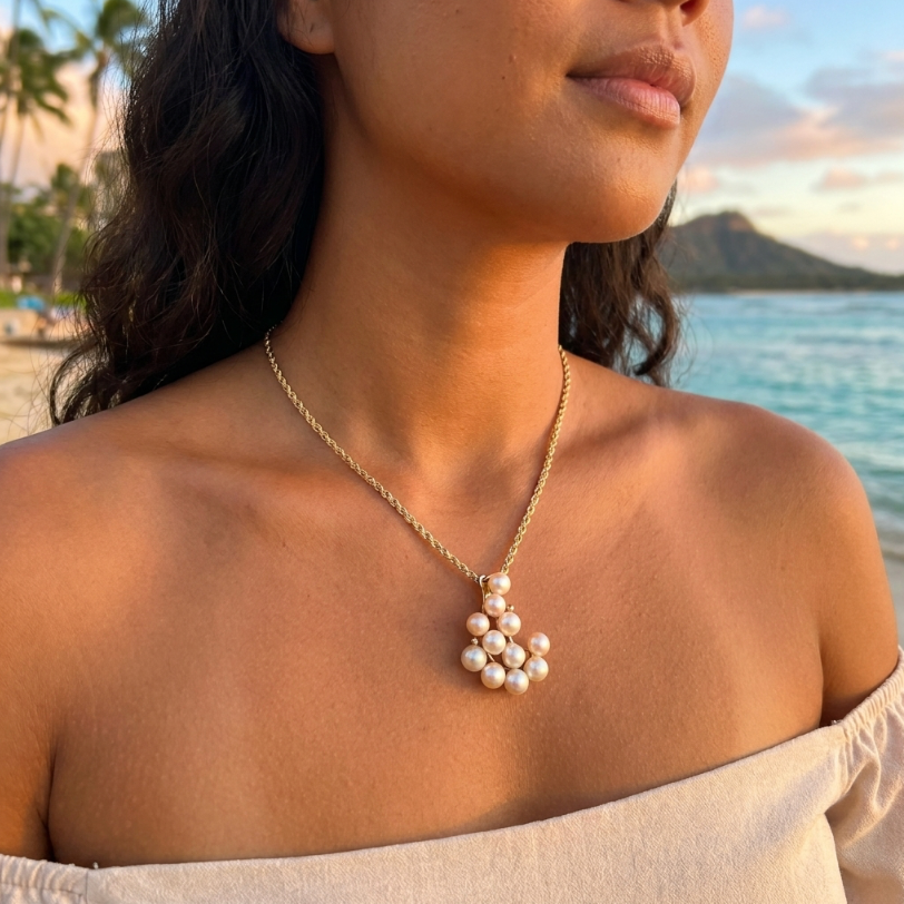 Vintage Akoya Pearls Pendant in 14K Setting