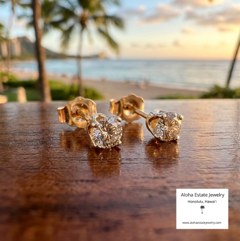 Nice Pair of 1/3-Carat Estate Diamond Earrings in 14K