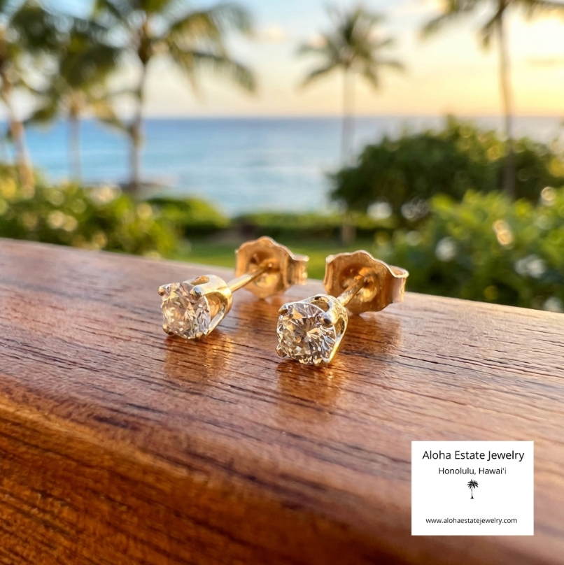 Nice Pair of 1/3-Carat Estate Diamond Earrings in 14K