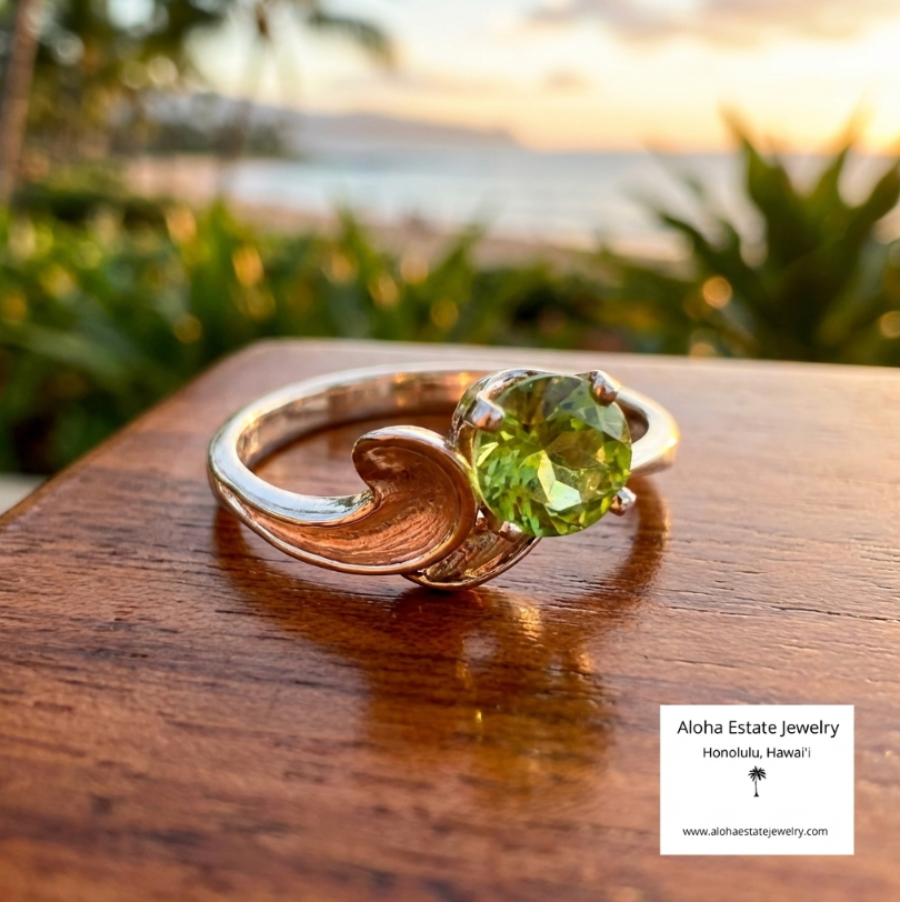 Vintage Natural Peridot Solitaire in 14K Yellow Gold