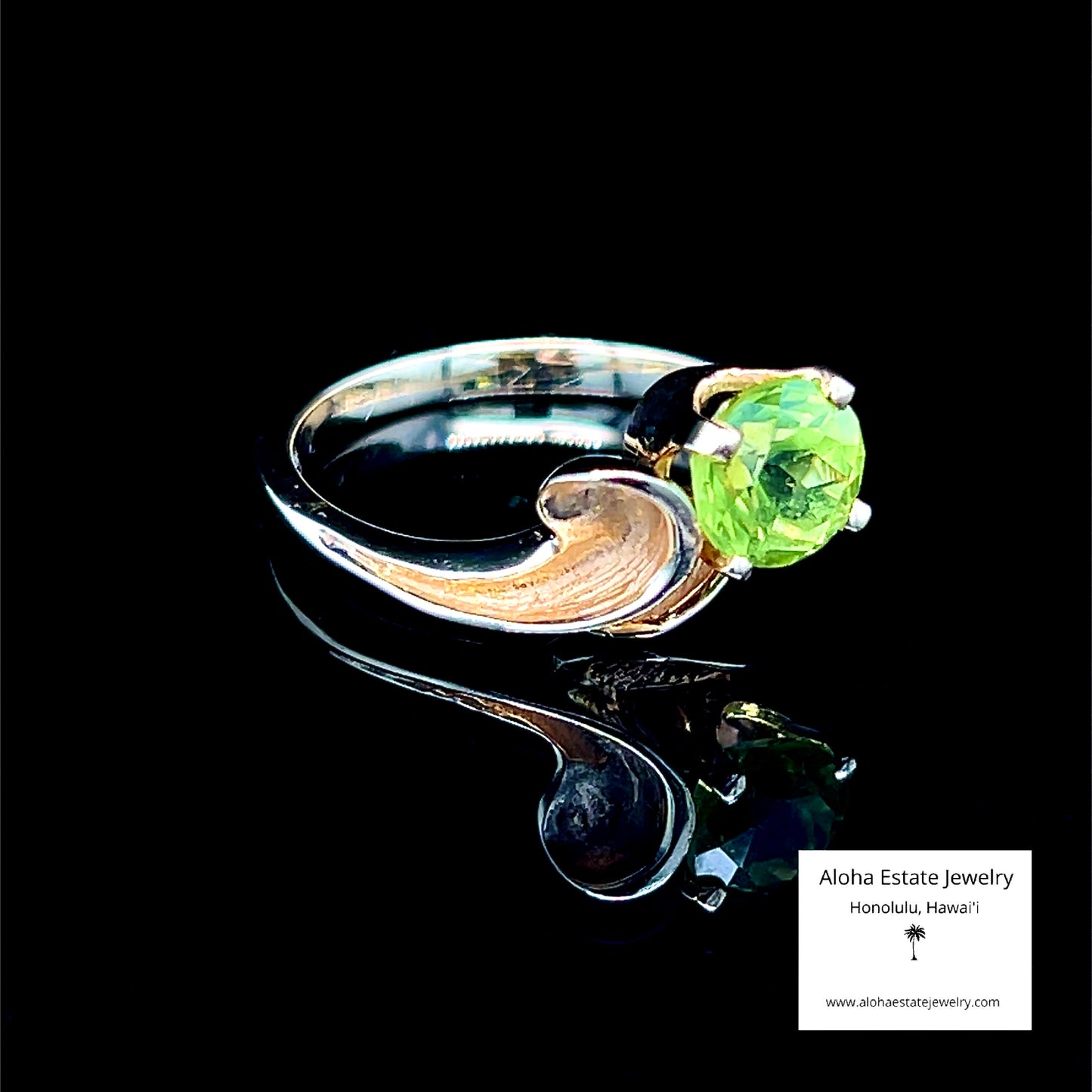 Vintage Natural Peridot Solitaire in 14K Yellow Gold