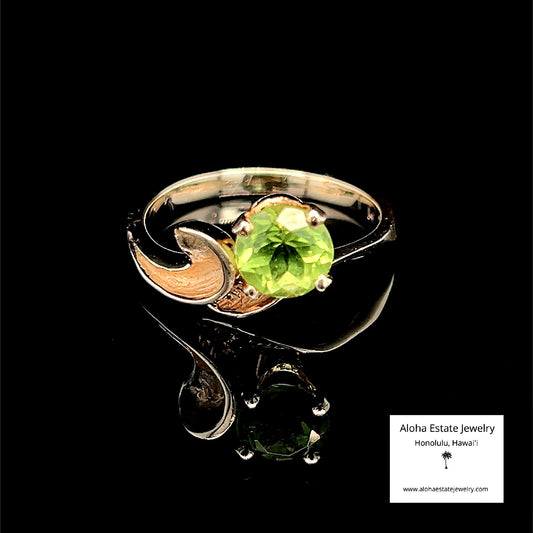 Vintage Natural Peridot Solitaire in 14K Yellow Gold