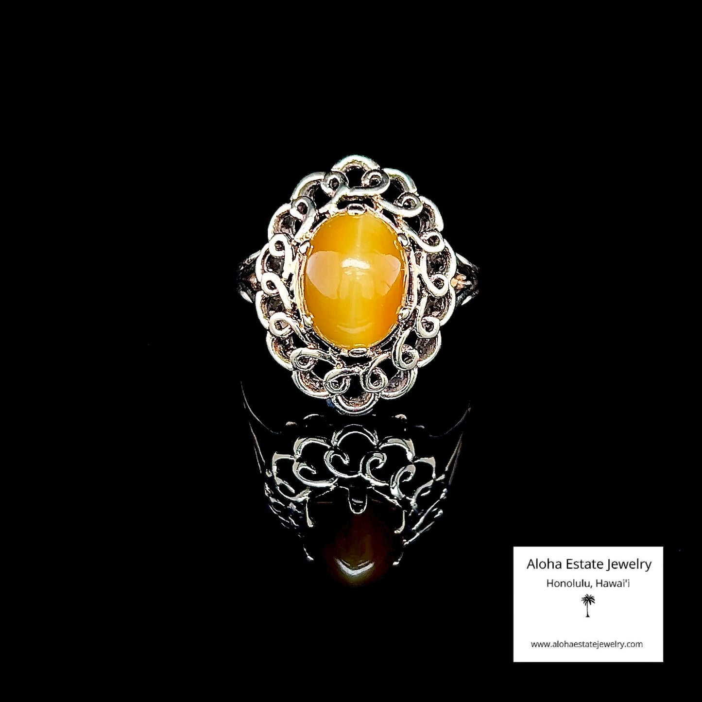 Antique Lady's Honey-Gold Natural Cat's Eye Ring