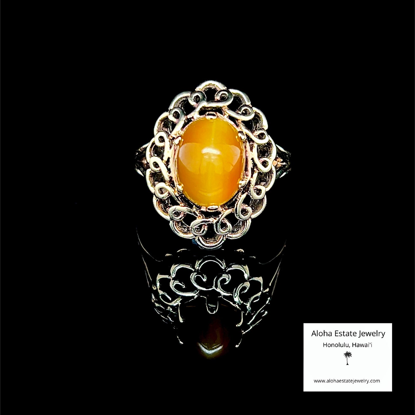 Antique Lady's Honey-Gold Natural Cat's Eye Ring