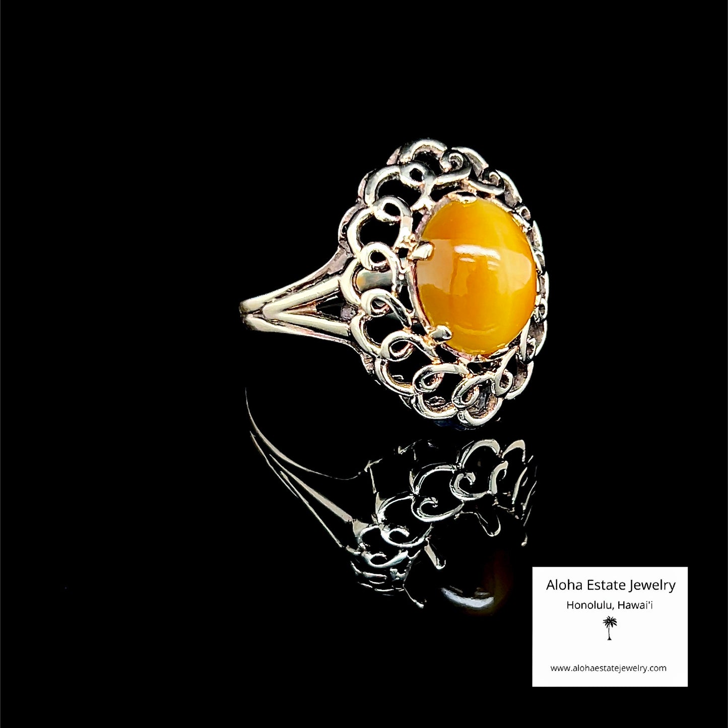 Antique Lady's Honey-Gold Natural Cat's Eye Ring