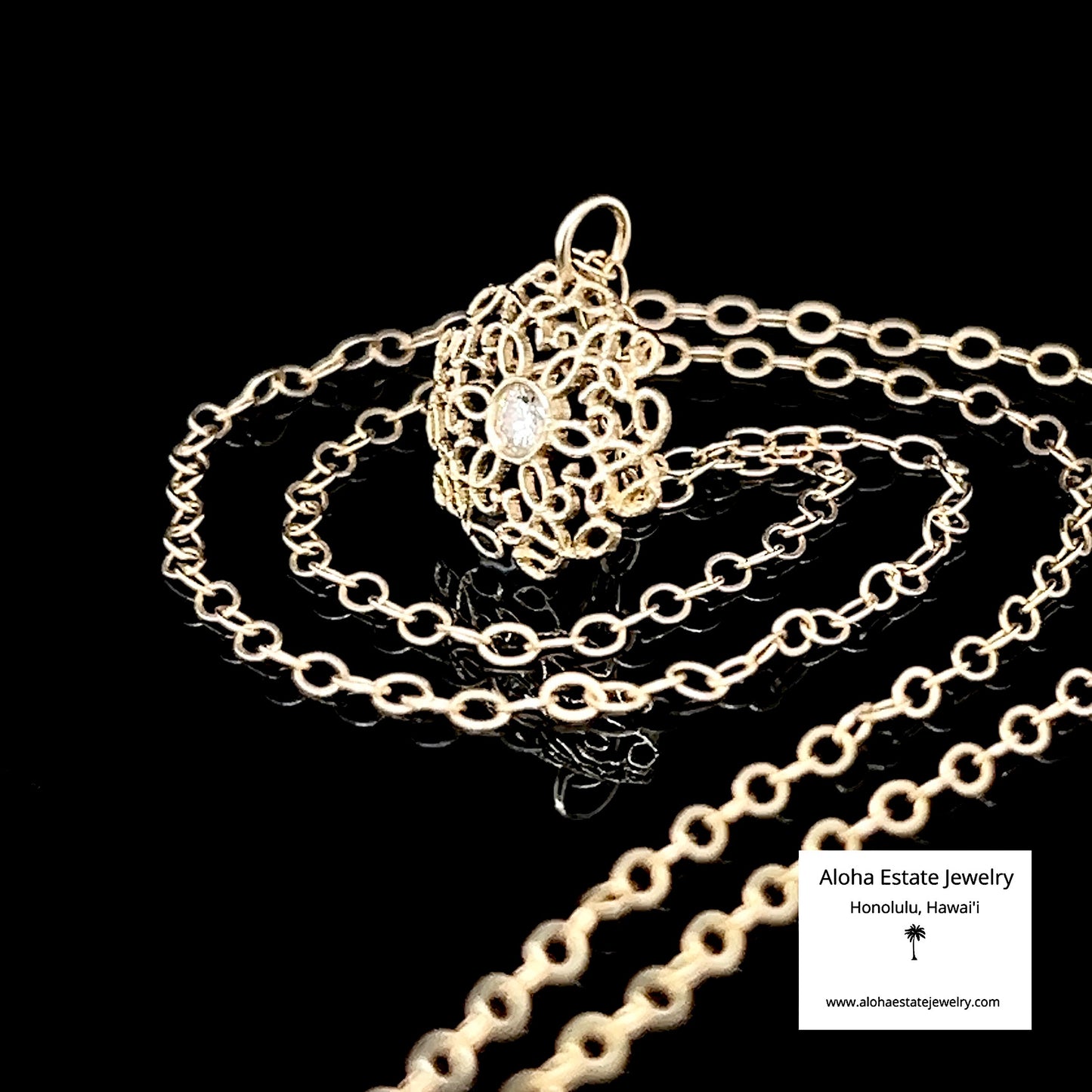 ila&i Filigree & Diamond Pendant / Necklace