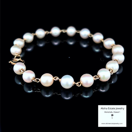 Vintage Beautiful 14K Akoya Pearls Station Bracelet