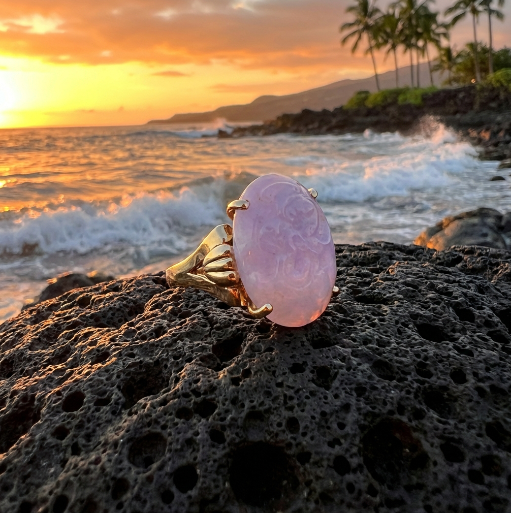 Vintage 14K Highly Carved Lavender Jadeite Cabochon Ring